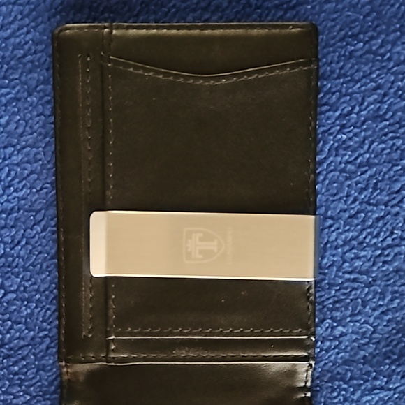 NWOT Travando Slim Black Bifold Wallet with Money Clip. - Picture 3 of 6